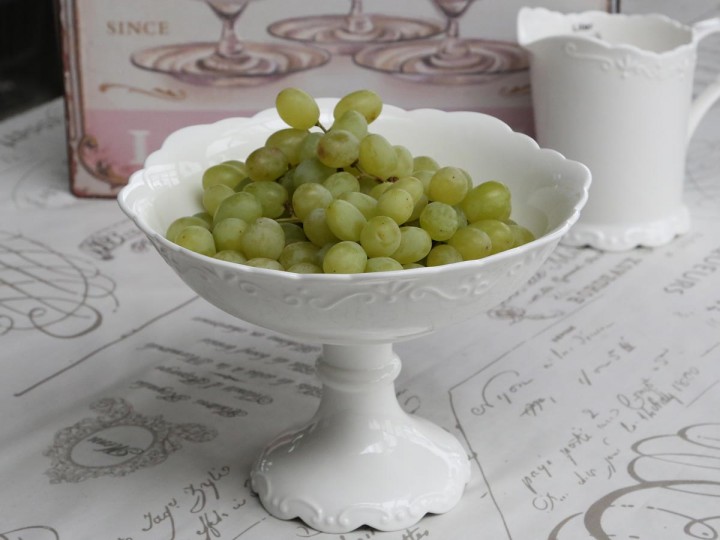 Provensálska porcelánová misa na nožičke